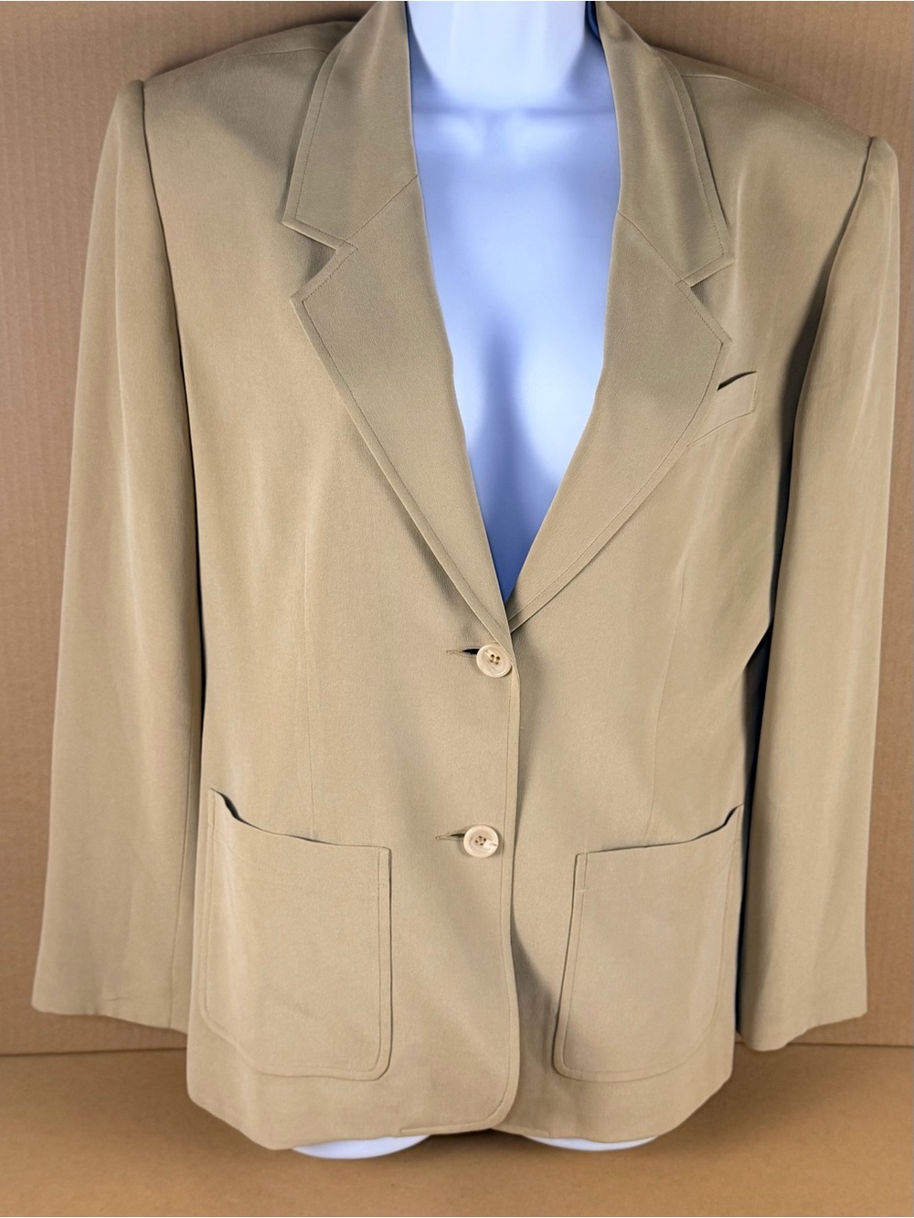 TALBOTS 100% Silk BEIGE CAREER SUIT JACKET 10P
